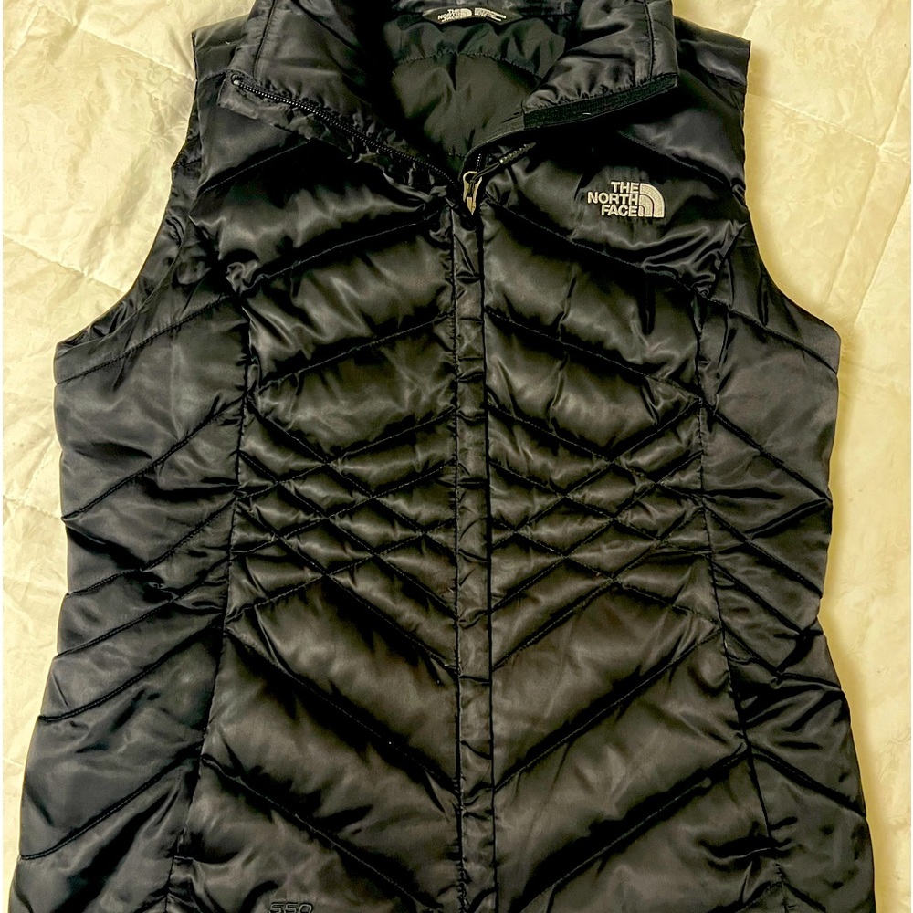 Women’s the north face puffer vest 550